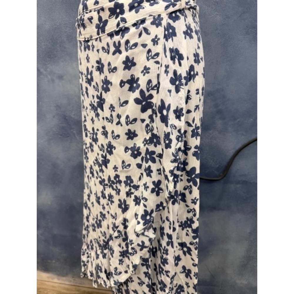 Altar'd State Floral Wrap Midi Skirt Navy White Size L Ruffle Hem Tie Waist - Picture 12 of 13